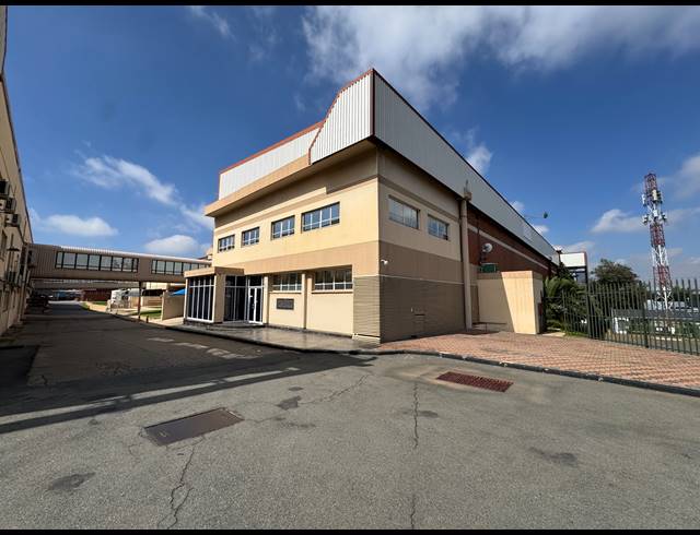 19,162M² WAREHOUSE FOR SALE IN INDUSTRIA WEST